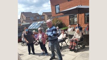 80th birthday celebrations at Hull care home